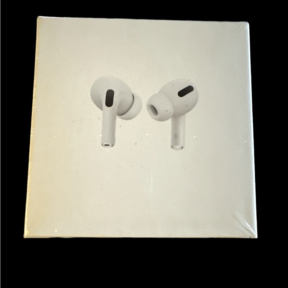 Other - New in Package Earbuds in Charging Case